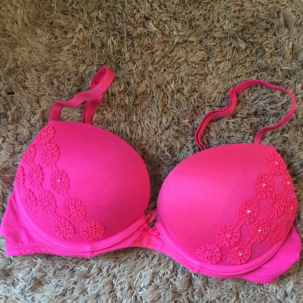 Hot pink aerie Lexi bra